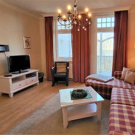 Hotell Hubertusburg 4*